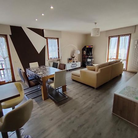 Appartamento Chentre En Ville - A 2 Passi Dal Centro - Parcheggio Gratuito - Cir-Vda-Aosta-0073 Екстериор снимка