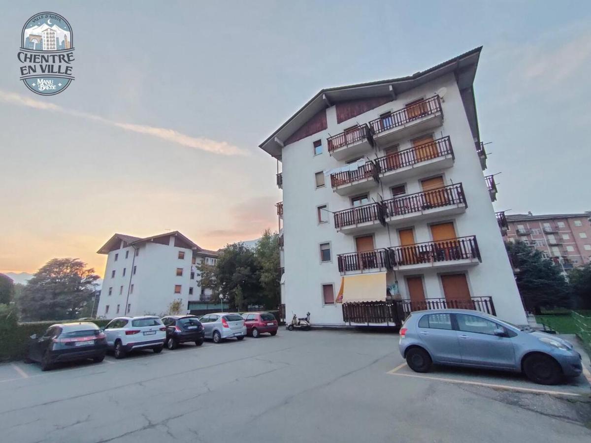 Appartamento Chentre En Ville - A 2 Passi Dal Centro - Parcheggio Gratuito - Cir-Vda-Aosta-0073 Екстериор снимка