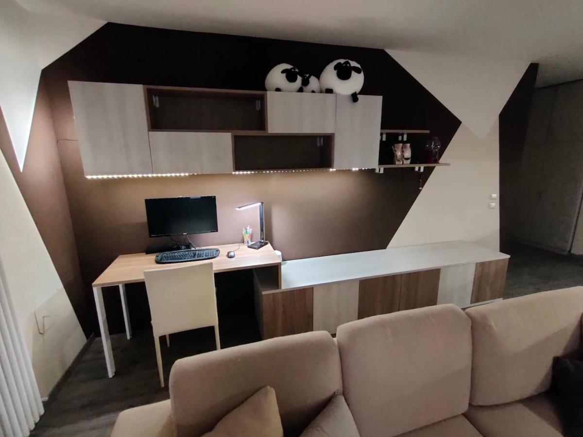Appartamento Chentre En Ville - A 2 Passi Dal Centro - Parcheggio Gratuito - Cir-Vda-Aosta-0073 Екстериор снимка